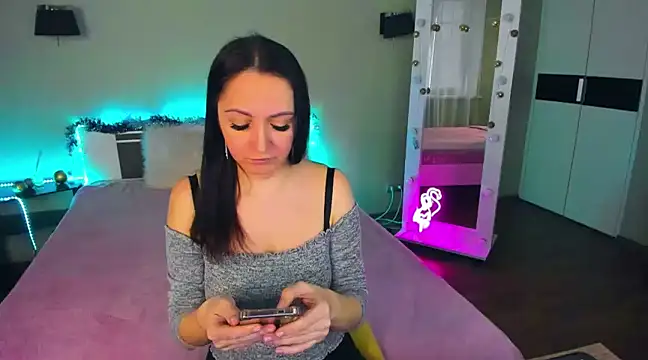 AngellLika online show from January 6, 7:09 am