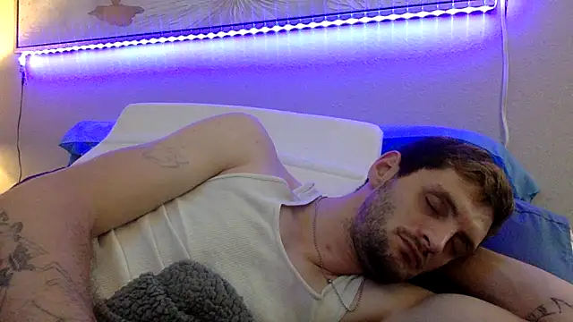 ChillzPnp online show from November 15, 1:47 am