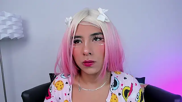 Snapshot of miss__allison chatting on October 8, 11:08 am miss  allison online show from October 8, 11:08 am