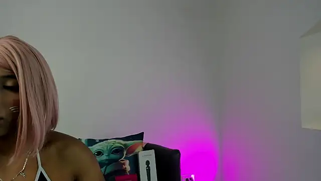 Snapshot of miss__allison chatting on October 17, 11:02 am miss  allison online show from October 17, 11:02 am