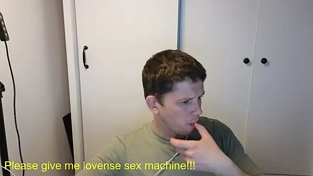 BigL0ve online show from May 8, 2:44 pm