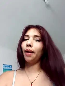 LucyMartelli online show from December 28, 3:59 pm