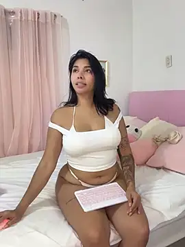 LucyMartelli online show from May 21, 11:39 am