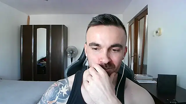 mu5clemania2 online show from December 17, 12:33 pm