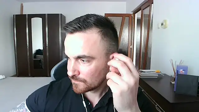 Snapshot of mu5clemania2 chatting on May 7, 2:22 pm mu5clemania2 online show from May 7, 2:22 pm