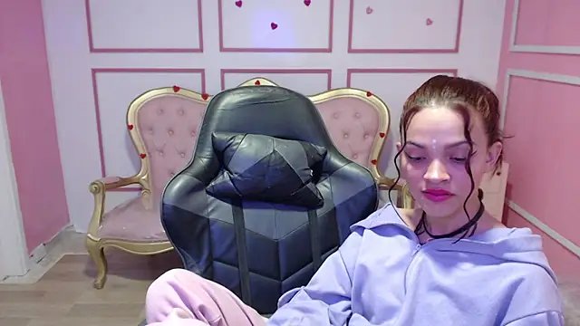 ailen t online show from December 13, 9:46 am