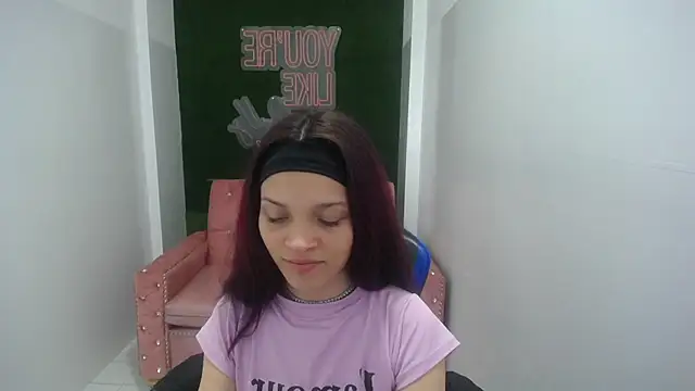 ailen t online show from October 15, 9:48 pm