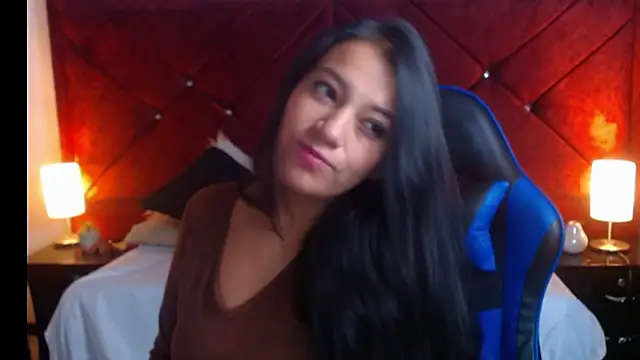 Snapshot of Julietacollins06 chatting on March 31, 2:17 pm Julietacollins06 online show from March 31, 2:17 pm