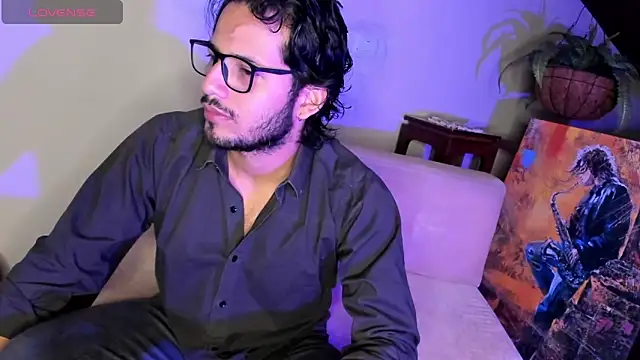 Snapshot of Nicholasrodrii chatting on January 15, 9:56 am Nicholasrodrii online show from January 15, 9:56 am