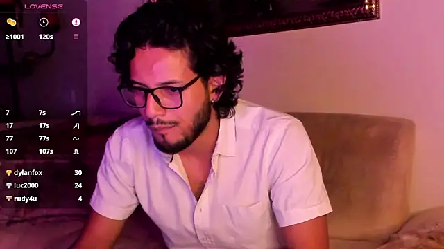 Snapshot of Nicholasrodrii chatting on January 28, 11:28 pm Nicholasrodrii online show from January 28, 11:28 pm