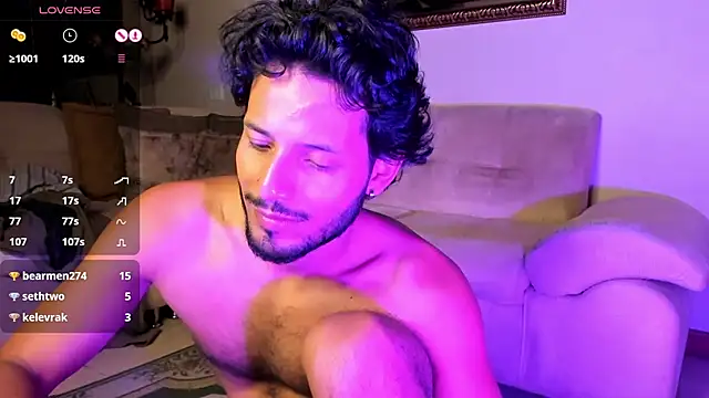 Snapshot of Nicholasrodrii chatting on February 2, 3:43 am Nicholasrodrii online show from February 2, 3:43 am