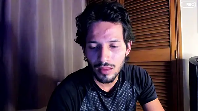 Snapshot of Nicholasrodrii chatting on September 10, 12:54 am Nicholasrodrii online show from September 10, 12:54 am