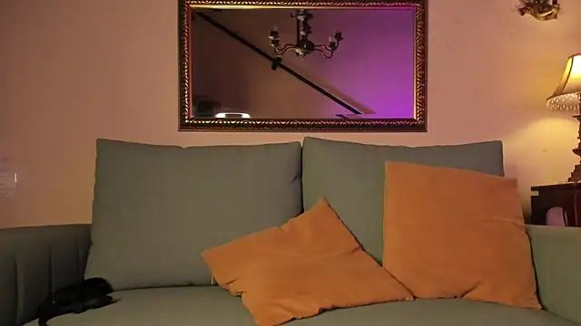 Nicholasrodrii online show from April 8, 11:37 pm