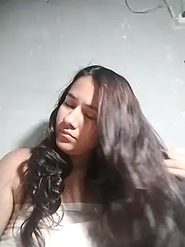 Snapshot of sol_miluna chatting on August 5, 1:47 pm sol miluna online show from August 5, 1:47 pm