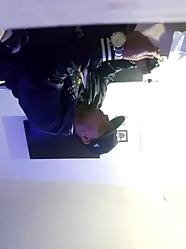 Snapshot of jakethesnake95111 chatting on January 5, 8:22 am jakethesnake95111 online show from January 5, 8:22 am