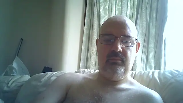 ThatUKguy79 online show from July 17, 11:28 am