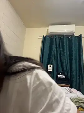 yourbootygirl online show from April 2, 3:31 pm