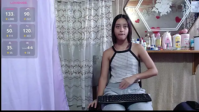 Lunawillis online show from September 30, 7:52 pm