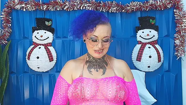 Snapshot of SandyyRose chatting on December 20, 8:45 pm SandyyRose online show from December 20, 8:45 pm