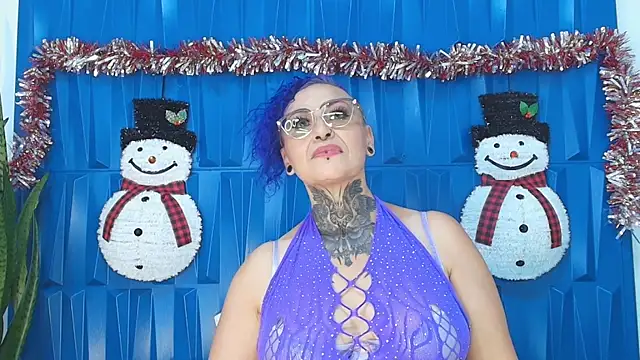 Snapshot of SandyyRose chatting on December 21, 6:55 pm SandyyRose online show from December 21, 6:55 pm