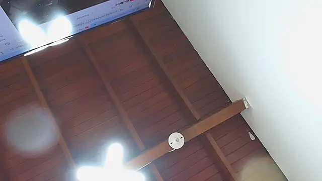 Snapshot of SandyyRose chatting on January 22, 11:43 pm SandyyRose online show from January 22, 11:43 pm