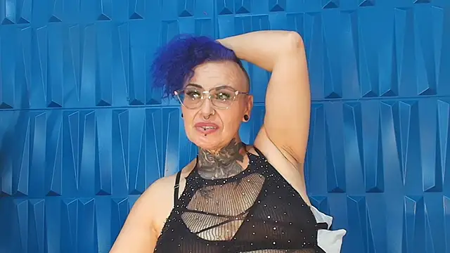 Snapshot of SandyyRose chatting on February 10, 9:25 pm SandyyRose online show from February 10, 9:25 pm