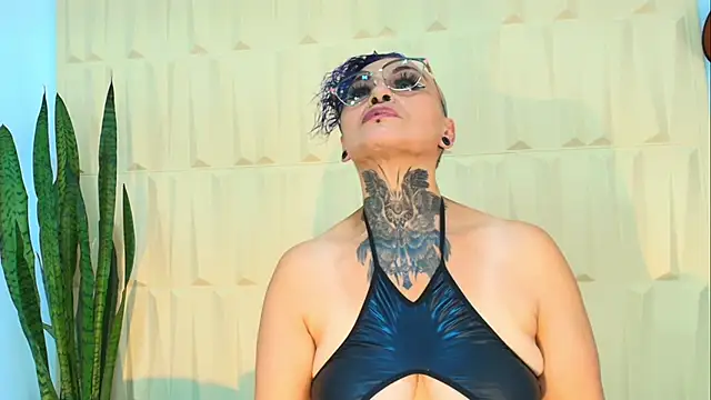 Snapshot of SandyyRose chatting on March 14, 7:12 pm SandyyRose online show from March 14, 7:12 pm