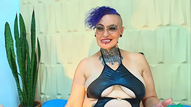 Snapshot of SandyyRose chatting on March 14, 10:16 pm SandyyRose online show from March 14, 10:16 pm