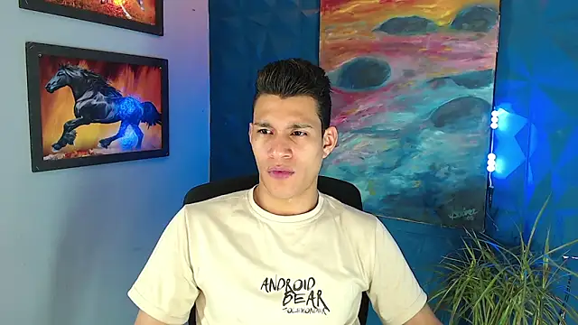 Snapshot of dirtyboy_23 chatting on January 8, 6:20 am dirtyboy 23 online show from January 8, 6:20 am