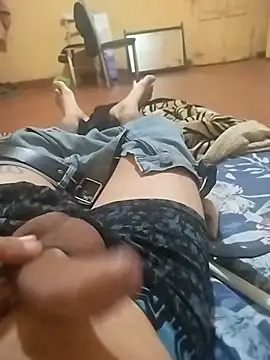 Snapshot of nahuelaspirineta chatting on December 18, 2:50 am nahuelaspirineta online show from December 18, 2:50 am