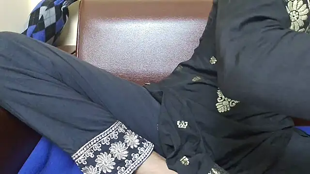 Srabontii online show from November 11, 10:48 am