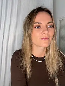 Milla  one online show from November 11, 9:53 am