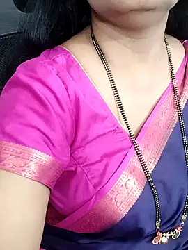 Snapshot of Deepthi_Mysore chatting on December 14, 9:24 pm Deepthi Mysore online show from December 14, 9:24 pm
