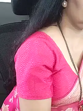 Snapshot of Deepthi_Mysore chatting on December 25, 9:56 am Deepthi Mysore online show from December 25, 9:56 am