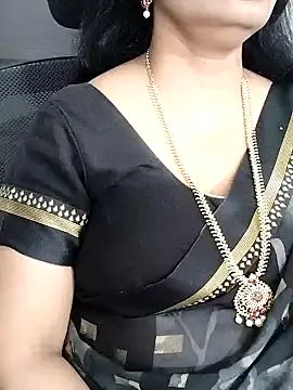 Snapshot of Deepthi_Mysore chatting on January 11, 7:49 pm Deepthi Mysore online show from January 11, 7:49 pm