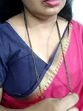 Snapshot of Deepthi_Mysore chatting on February 14, 4:31 pm Deepthi Mysore online show from February 14, 4:31 pm