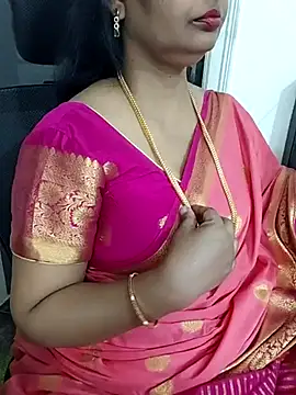 Snapshot of Deepthi_Mysore chatting on February 27, 1:49 pm Deepthi Mysore online show from February 27, 1:49 pm