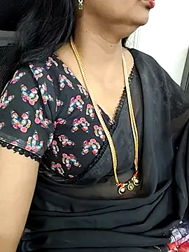 Snapshot of Deepthi_Mysore chatting on March 10, 3:52 pm Deepthi Mysore online show from March 10, 3:52 pm