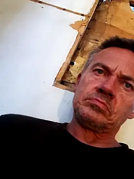 Snapshot of ed44435 chatting on October 27, 4:22 pm ed44435 online show from October 27, 4:22 pm