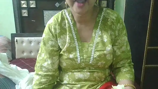 couplesuni online show from October 24, 3:03 am