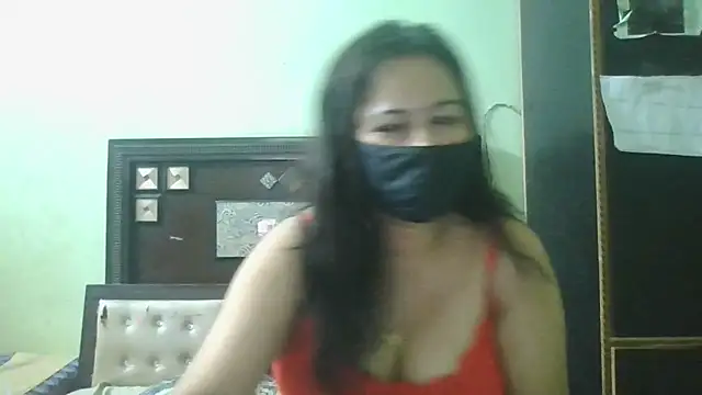 couplesuni online show from May 7, 3:01 am