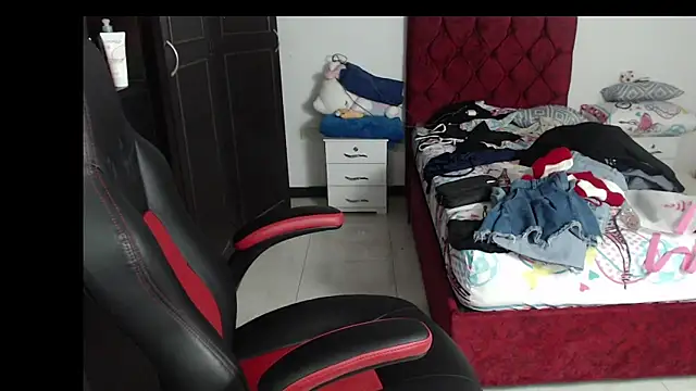 kayla k18 online show from December 15, 5:56 am