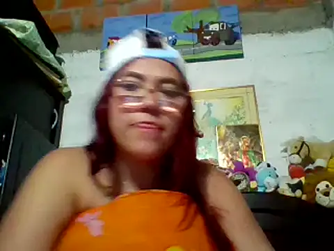 dafne19  online show from December 8, 6:54 am