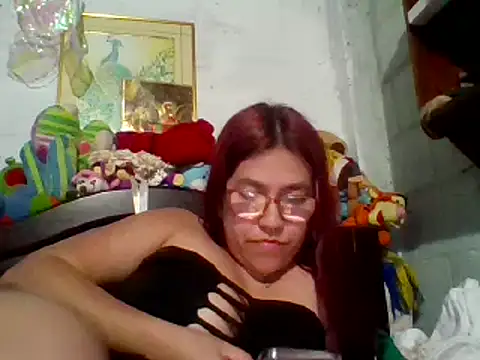 dafne19  online show from December 15, 5:23 am