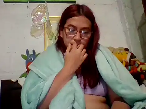 dafne19  online show from December 24, 2:32 am