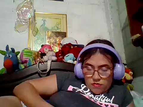 dafne19  online show from December 29, 7:28 am