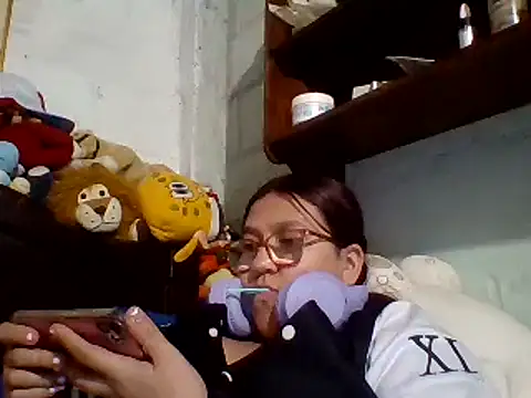 dafne19  online show from January 9, 5:44 am