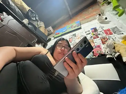 dafne19  online show from March 22, 6:28 am