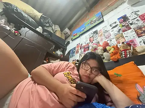 dafne19  online show from May 6, 3:46 am