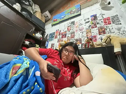 dafne19  online show from May 14, 3:24 am